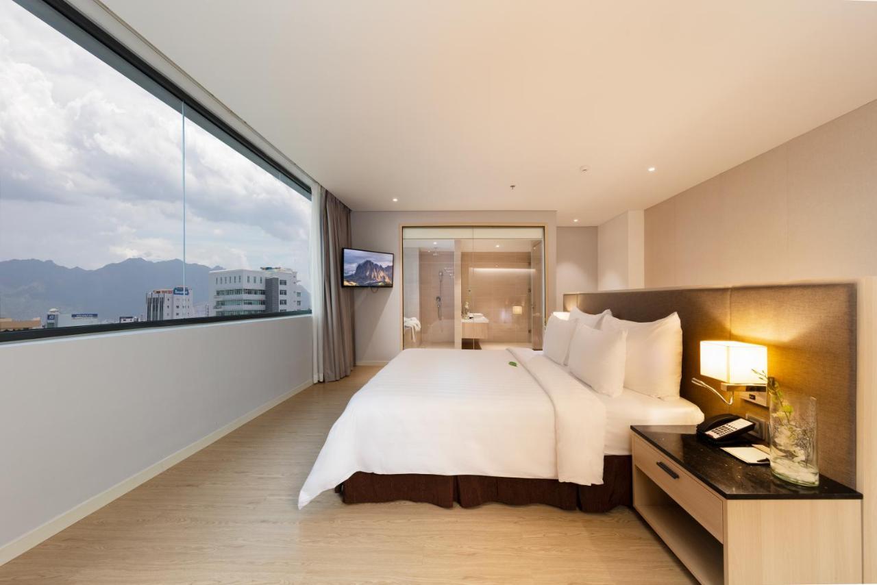 ดีควา โฮเทล แอนด์ อพาร์ตเมนต์ Hotel ญาจาง ภายนอก รูปภาพ