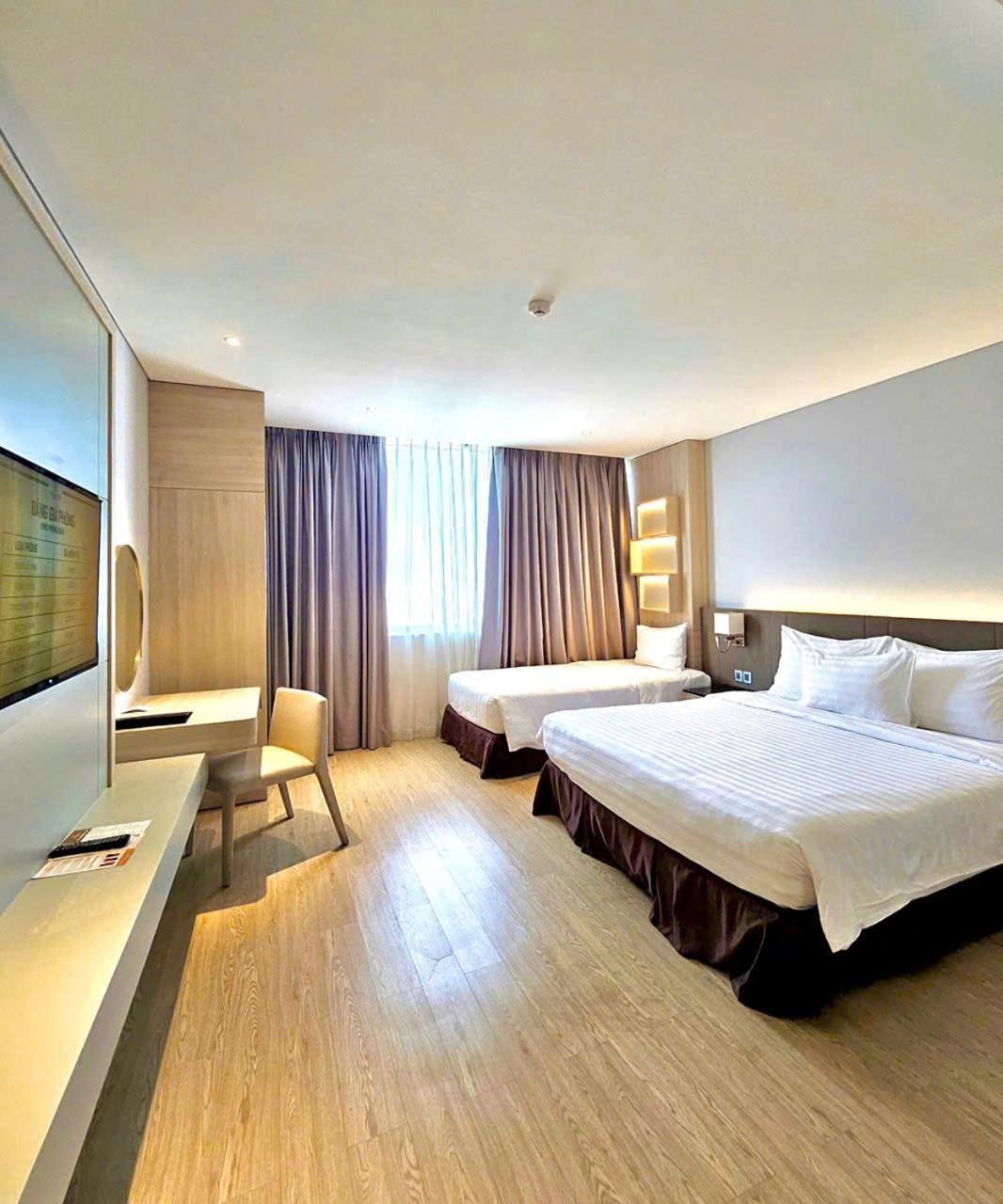 ดีควา โฮเทล แอนด์ อพาร์ตเมนต์ Hotel ญาจาง ภายนอก รูปภาพ